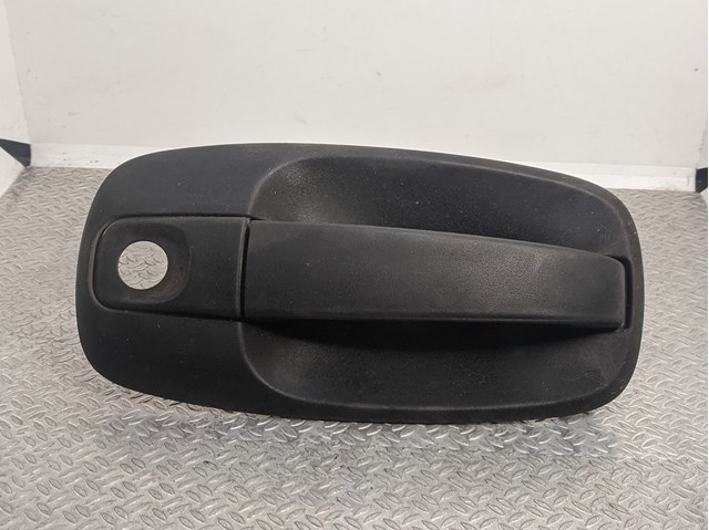 Maçaneta externa da porta lateral (deslizante) Renault (RVI) 8200197747