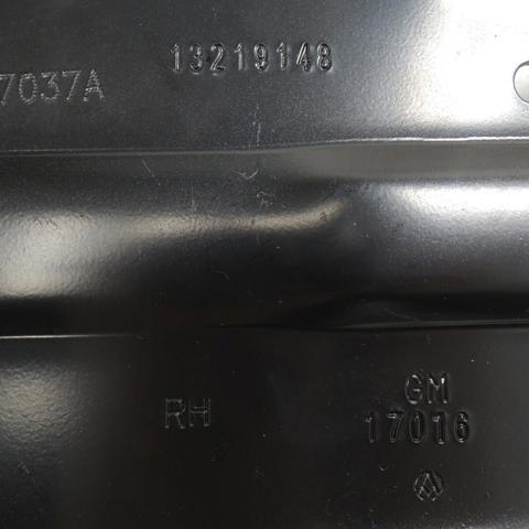 Braço oscilante (tração) longitudinal inferior direito de suspensão traseira General Motors 13219146 preço, a partir de 54,56 USD