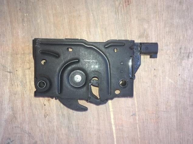  Fecho da capota Ford Escape III SUV (DFK) (2019 - 2026) III