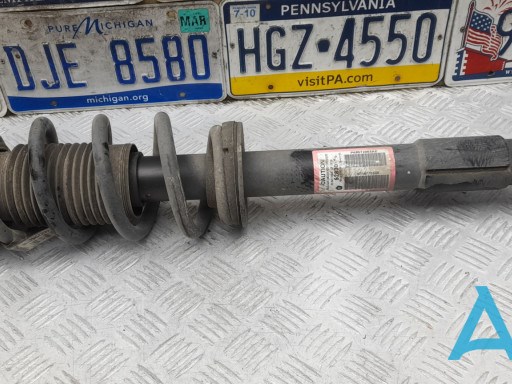 68072065AE Chrysler Amortecedor dianteiro esquerdo