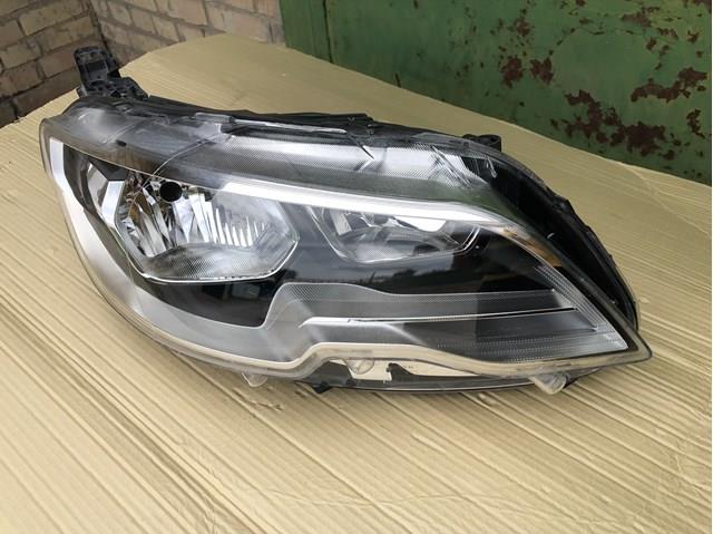 Compre 9817296980 Peugeot/Citroen Luz direita