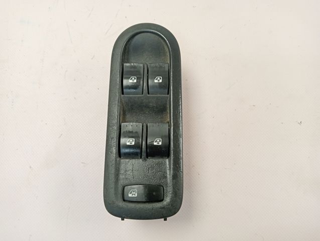  Renault (RVI) 025330 preço, a partir de 49,46 USD