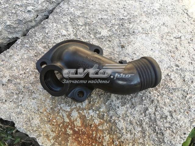 Flange do sistema de esfriamento (união em T) Ford 89FF8594A2A