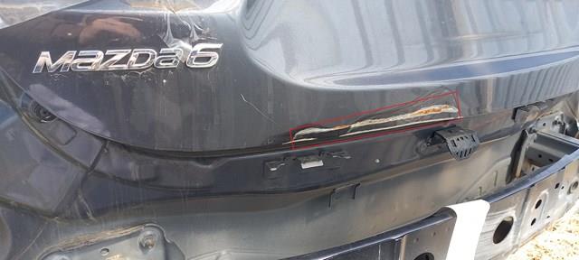 Compre GJY15261X Mazda Tampa de porta-malas