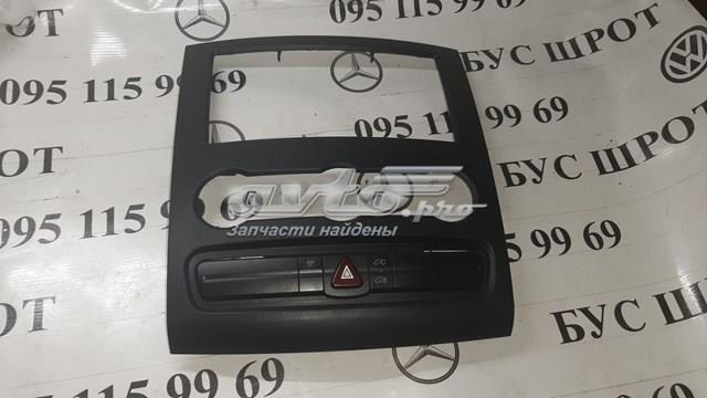 Compre A9066800017 Mercedes Cobrimento de instrumentos de controlo de "painel de instrumentos"