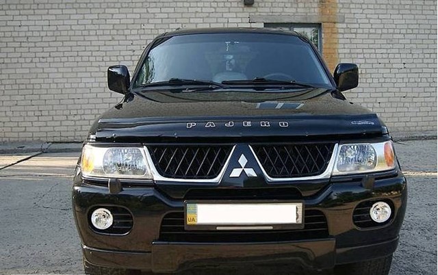Defletor da capota para Mitsubishi Pajero SPORT I K90