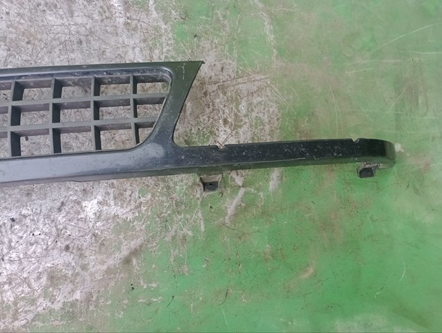 Compre Grelha do radiador Opel Frontera 