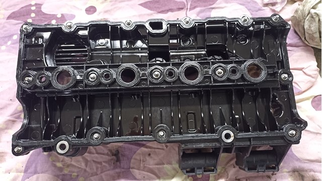 Tampa de válvulas Volvo 31430348 preço, a partir de 193,67 USD