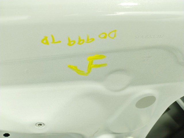 5FA833052C VAG Porta traseira direita