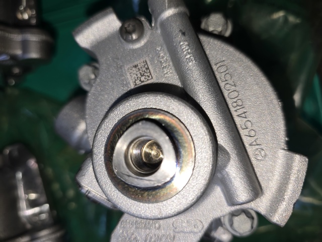 Compre A6541802501 Mercedes Bomba de óleo