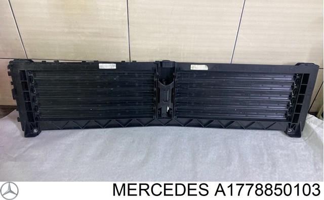 Perciana do radiador de esfriamento A1775008000 Mercedes