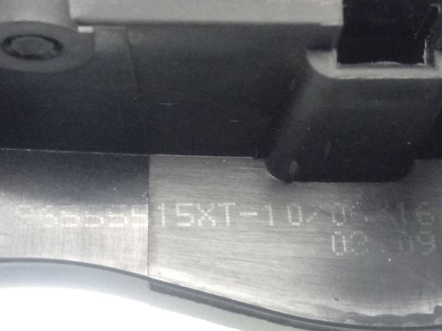 Maçaneta interna esquerda da porta dianteira 96555515XT Peugeot/Citroen