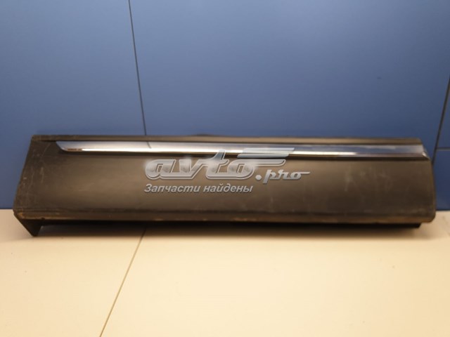 TK4851RC0B Mazda Placa sobreposta da porta traseira direita