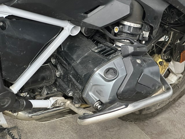 11128394386 BMW 