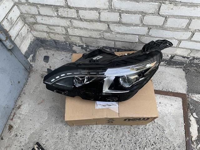 Compre 1674017680 Peugeot/Citroen Consola (adaptador) de fixação da luz dianteira esquerda