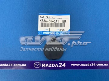Tampão direito do pára-choque traseiro KB8A505A1BB Mazda