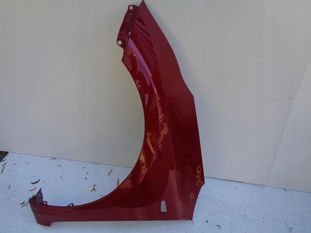 Pára-lama dianteiro esquerdo Hyundai/Kia 66311J7010 preço, a partir de 279,15 USD
