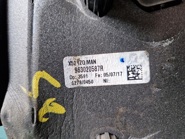Compre 963020587R Renault (RVI) Espelho de retrovisão esquerdo