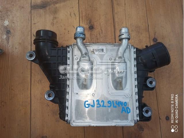 Radiador de intercooler LR095900 Land Rover