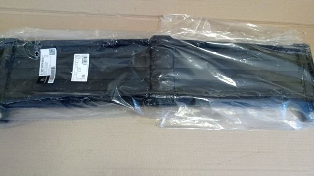 Compre A247500900064 Mercedes Perciana do radiador de esfriamento