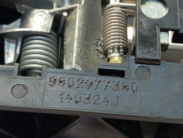 Suporte de maçaneta externa da porta traseira esquerda Opel 9802977380 preço, a partir de 39,42 USD