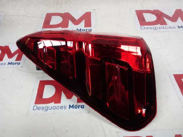 Lanterna traseira esquerda 815600K291 Toyota