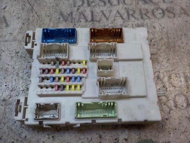Unidade de dispositivos de segurança Ford GV6T14A073EH