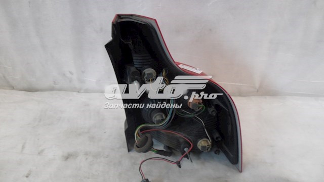 30612811 Volvo Lanterna traseira esquerda