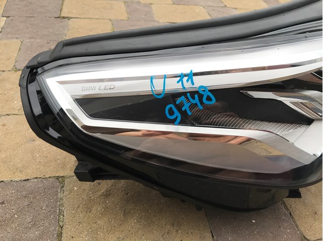 63115A64424 BMW Luz direita