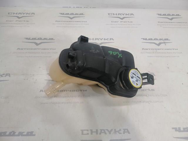 Tanque de expansão do sistema de esfriamento Land Rover LR060349 preço, a partir de 57,96 USD