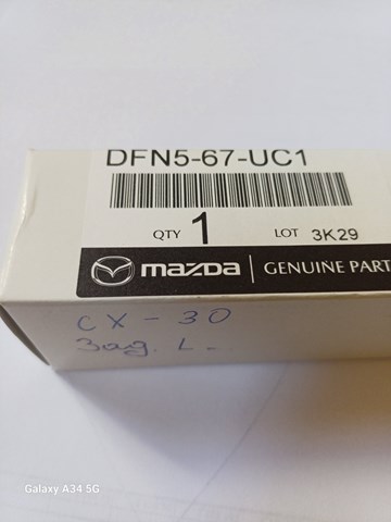 DFN567UC1 Mazda Sensor traseiro de sinalização de estacionamento (sensor de estacionamento)