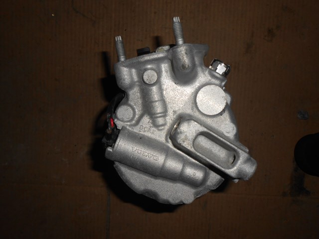 Cremalheira da direção Volvo 36010597 preço, a partir de 674,22 USD