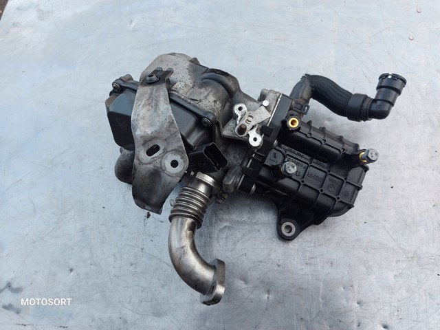 Radiador do sistema EGR de recirculação dos gases de escape 9827225180 Peugeot/Citroen
