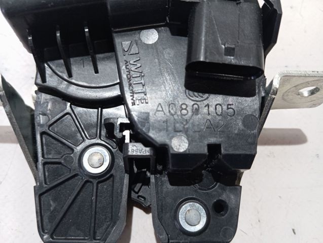  Mercedes A080105