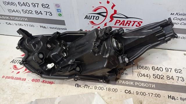 Luz direita Toyota 81130K0060