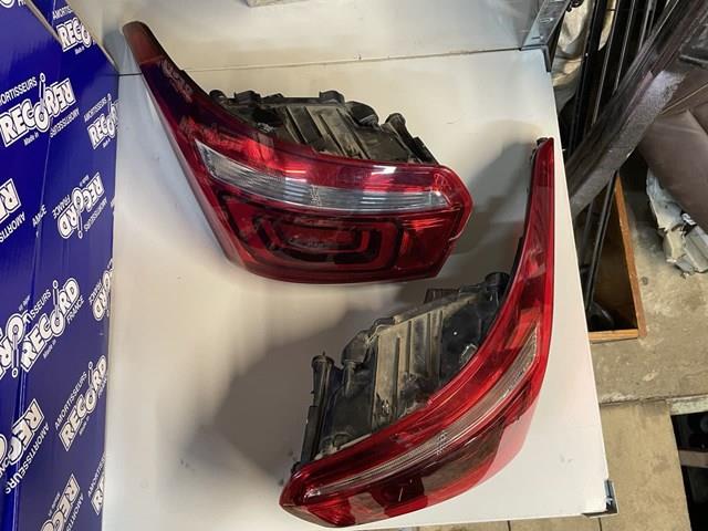 9817303780 Peugeot/Citroen Lanterna traseira esquerda