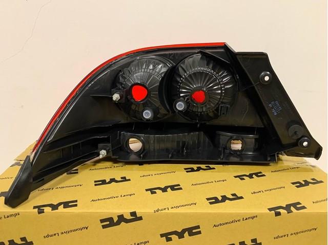 11A659012B TYC Lanterna traseira direita