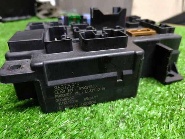 8637A313 Mitsubishi Unidade de dispositivos de segurança