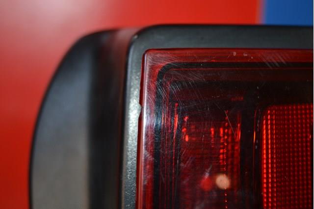 Compre 9800916080 Peugeot/Citroen Lanterna traseira direita