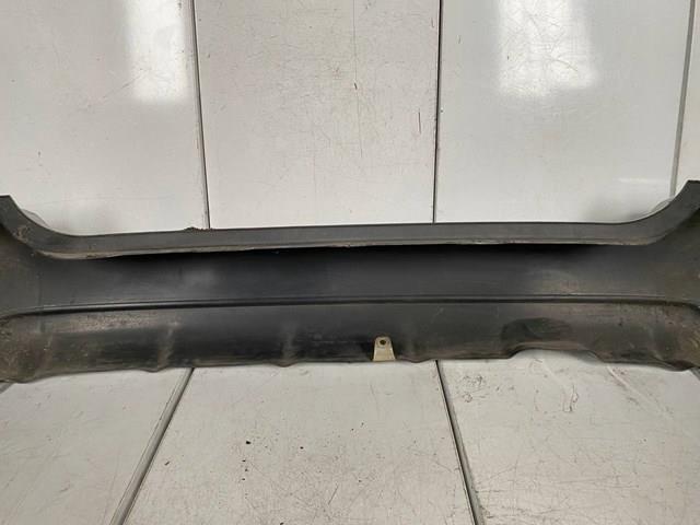 Pára-choque traseiro 57704SA010 Subaru
