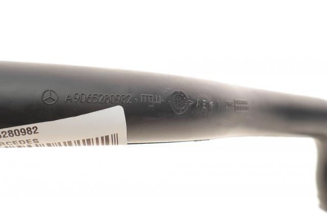 Compre 9065280982 Mercedes Cano derivado de ar