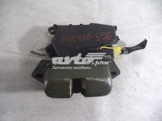 Compre 63032SA000 Subaru Fecho de tampa de porta-malas (de 3ª/5ª porta traseira)