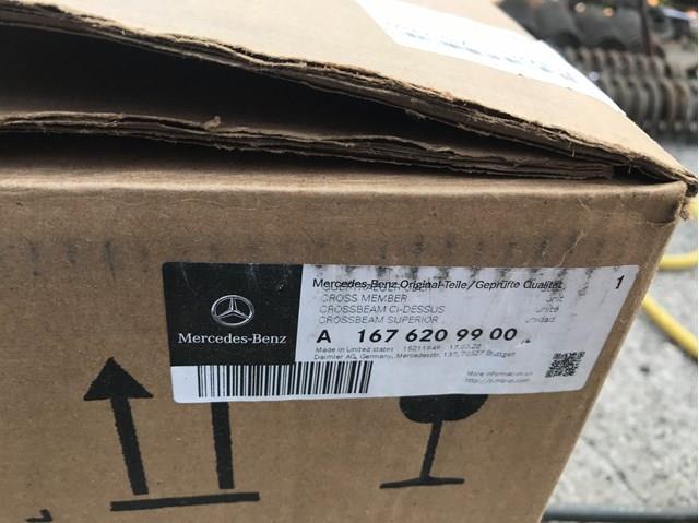 Suporte superior do radiador (painel de montagem de fixação das luzes) 1676209900 Mercedes