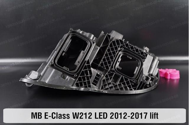Luz esquerda Mercedes A2128202739