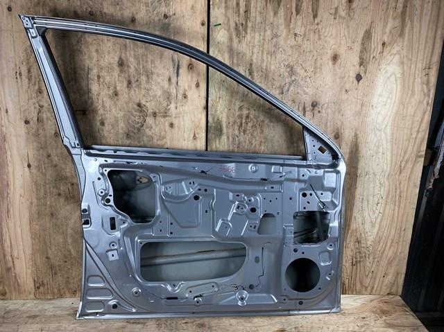 60009AJ0319P Subaru Porta dianteira esquerda
