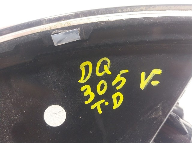 63215A3BC66 BMW Lanterna traseira direita externa
