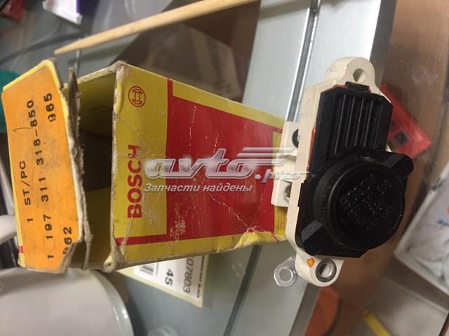 1197311318 Bosch Relê-regulador do gerador (relê de carregamento)