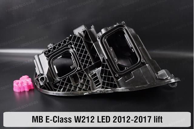 Luz esquerda A2128202739 Mercedes