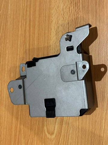 Compre KDPW67GM0A Mazda 