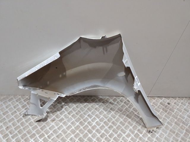 Pára-lama dianteiro direito 9816482380 Peugeot/Citroen